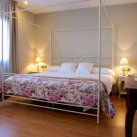 Hotel Monter 3*